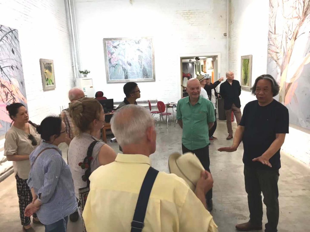 Lin Chunyan talks about his work  at the Red Gate Gallery 
